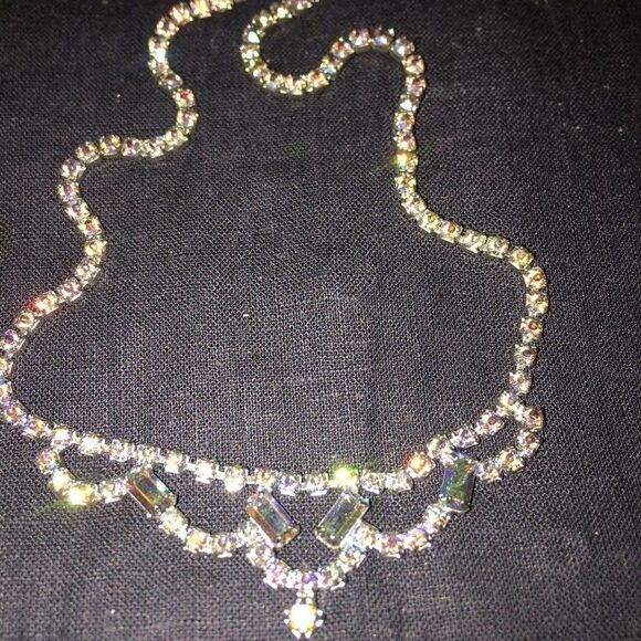 9 Piece Vintage Lot Costume Jewelry Incl Sterling - Picture 10 of 11